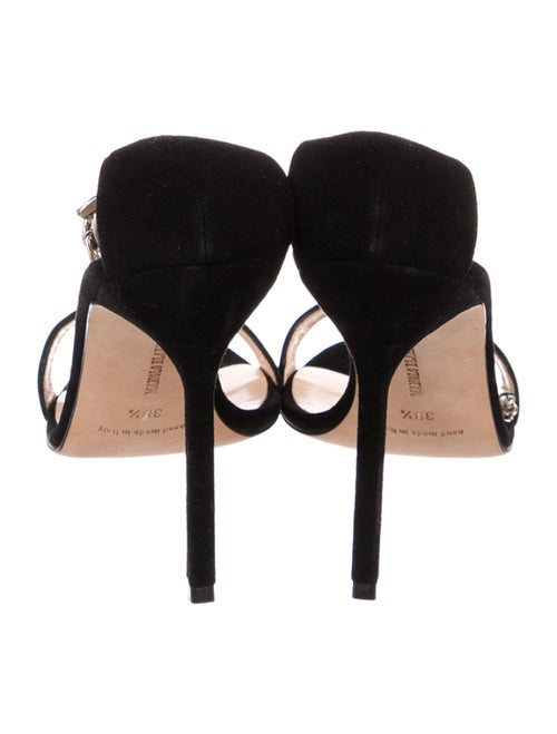 Manolo Blahnik Leather Chain-Link Accents D'Orsay Pumps