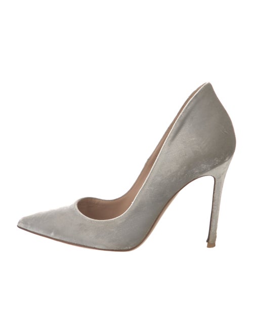 Manolo Blahnik Suede Pumps
