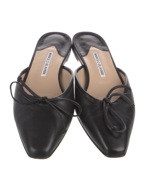 Manolo Blahnik Leather Bow Accents Mules