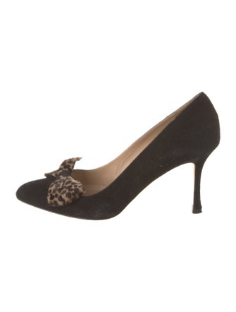 Manolo Blahnik Suede Bow Accents Pumps