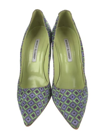 Manolo Blahnik Satin Printed Pumps