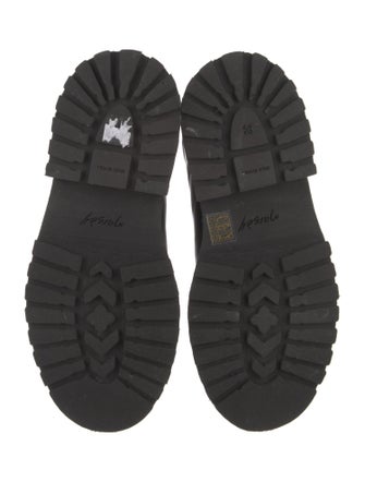 Manolo Blahnik Leather Gladiator Sandals