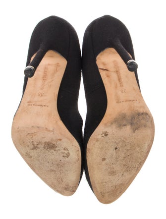 Manolo Blahnik Pumps