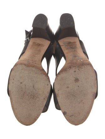 Manolo Blahnik Leather Slingback Sandals