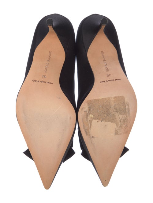 Manolo Blahnik Satin Bow Accents Pumps