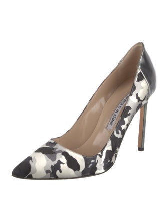 Manolo Blahnik Satin Printed Pumps