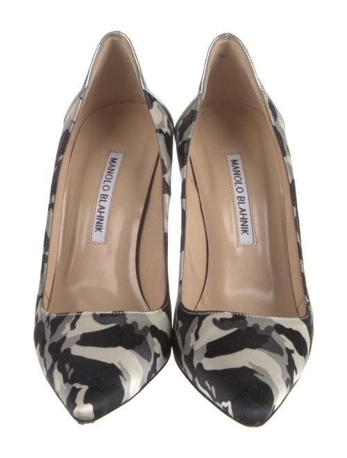 Manolo Blahnik Satin Printed Pumps