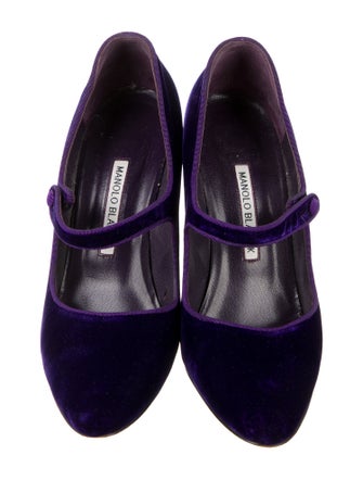 Manolo Blahnik Velvet Pumps