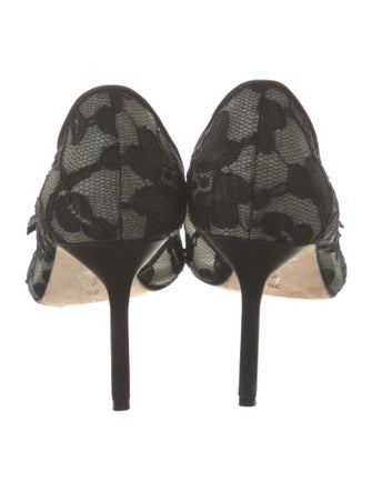 Manolo Blahnik Lace Lace Pattern D'Orsay Pumps