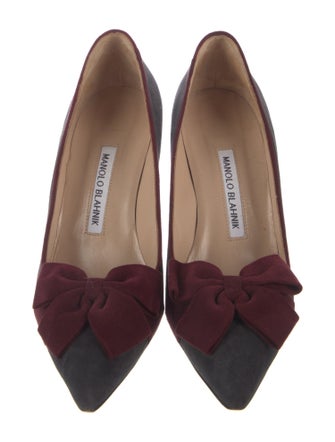 Manolo Blahnik Suede Bow Accents Pumps