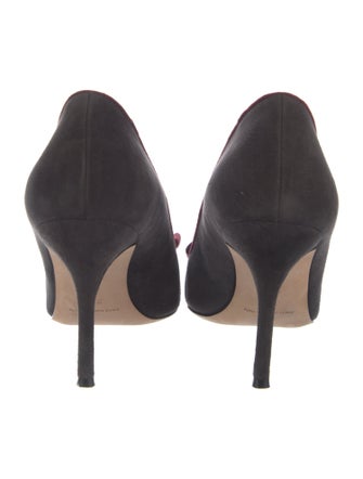 Manolo Blahnik Suede Bow Accents Pumps
