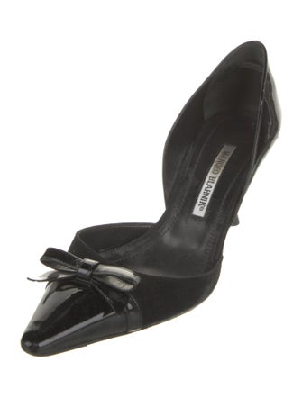 Manolo Blahnik Patent Leather Bow Accents D'Orsay Pumps