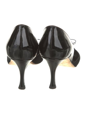 Manolo Blahnik Patent Leather Bow Accents D'Orsay Pumps