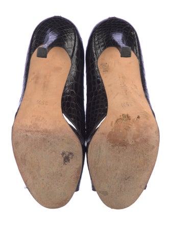 Manolo Blahnik Lizard Pumps