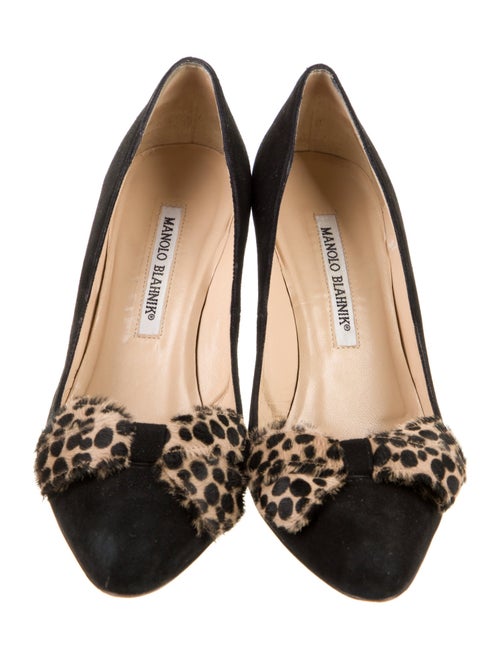 Manolo Blahnik Suede Bow Accents Pumps