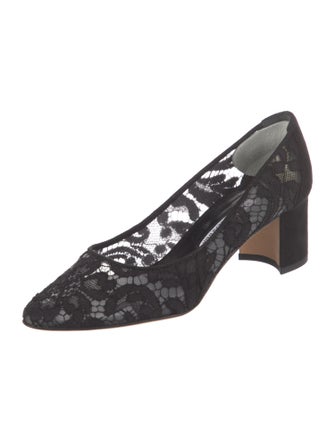 Manolo Blahnik Lace Lace Pattern Pumps