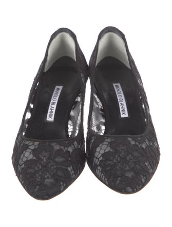 Manolo Blahnik Lace Lace Pattern Pumps