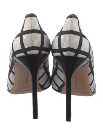 Manolo Blahnik Printed Pumps