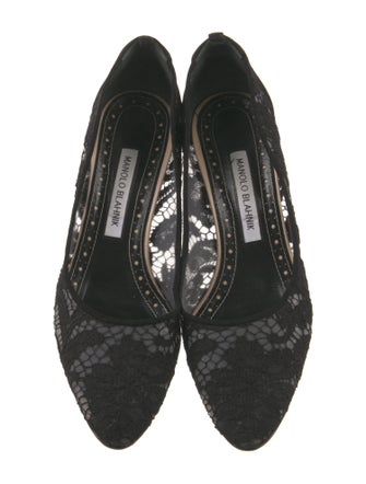 Manolo Blahnik Lace Lace Pattern Pumps