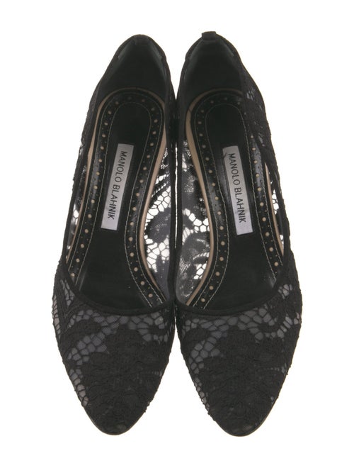 Manolo Blahnik Lace Lace Pattern Pumps