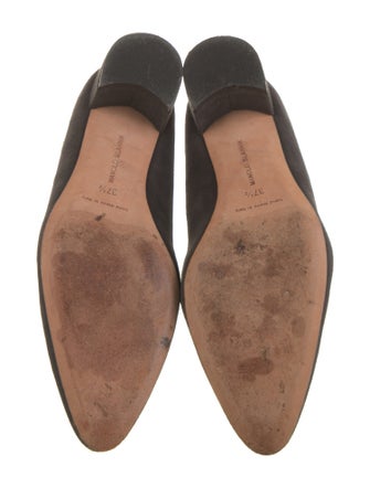 Manolo Blahnik Suede Pumps
