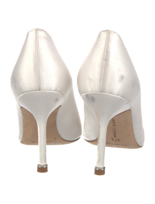 Manolo Blahnik Satin Crystal Embellishments Pumps