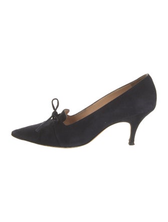 Manolo Blahnik Suede Bow Accents Pumps