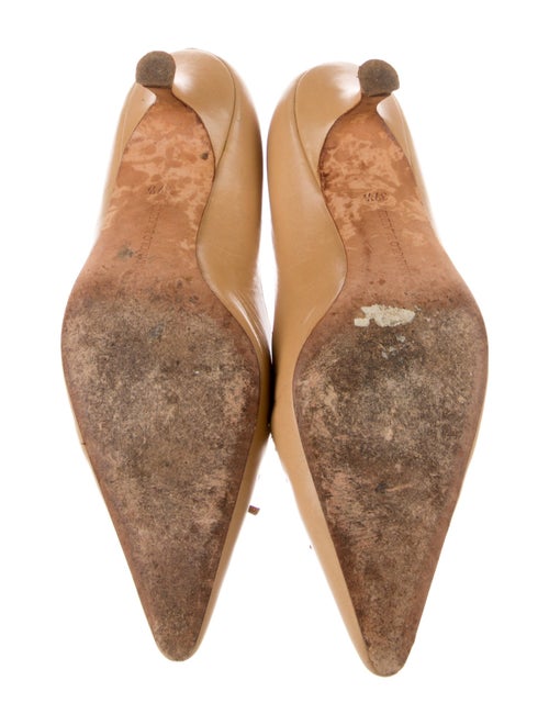 Manolo Blahnik Leather Bow Accents Pumps