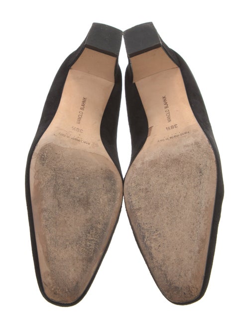 Manolo Blahnik Suede Pumps
