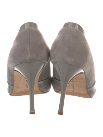 Manolo Blahnik Suede Pumps