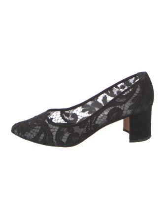 Manolo Blahnik Lace Lace Pattern Pumps