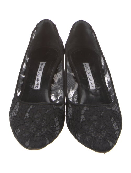 Manolo Blahnik Lace Lace Pattern Pumps