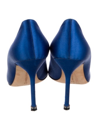 Manolo Blahnik Satin Crystal Embellishments Pumps