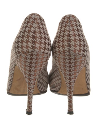 Manolo Blahnik Printed Pumps