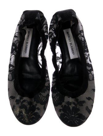 Manolo Blahnik Lace Lace Pattern Flats