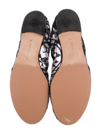 Manolo Blahnik Lace Lace Pattern Flats