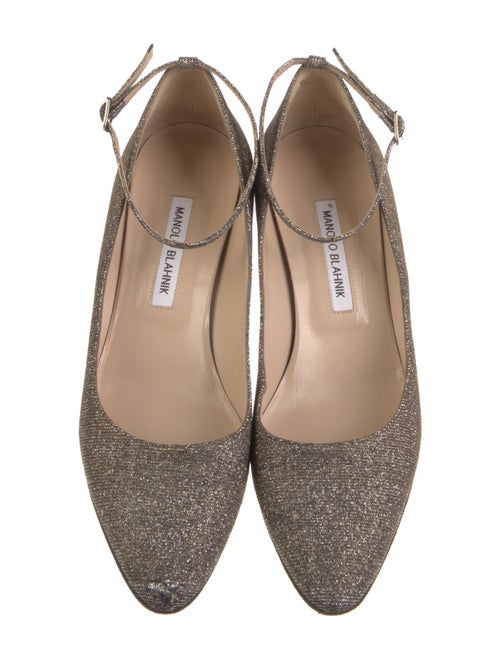 Manolo Blahnik Glitter Crystal Embellishments Pumps