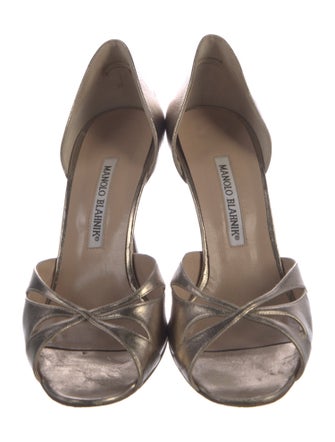 Manolo Blahnik Leather Cutout Accent D'Orsay Pumps