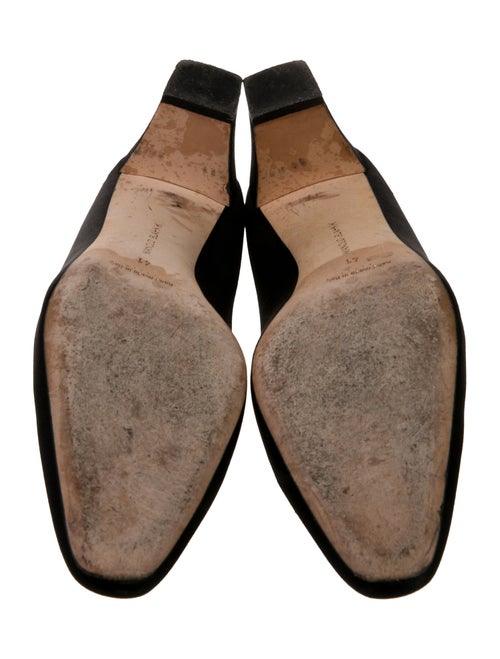 Manolo Blahnik Satin Crystal Embellishments Pumps