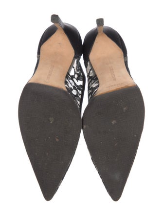 Manolo Blahnik Lace Lace Pattern Pumps