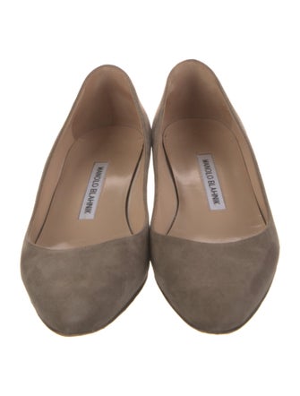 Manolo Blahnik Suede Pumps