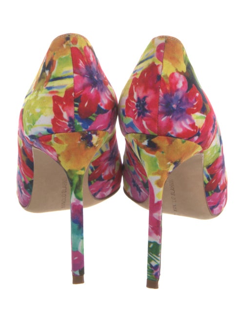 Manolo Blahnik Floral Print Pumps