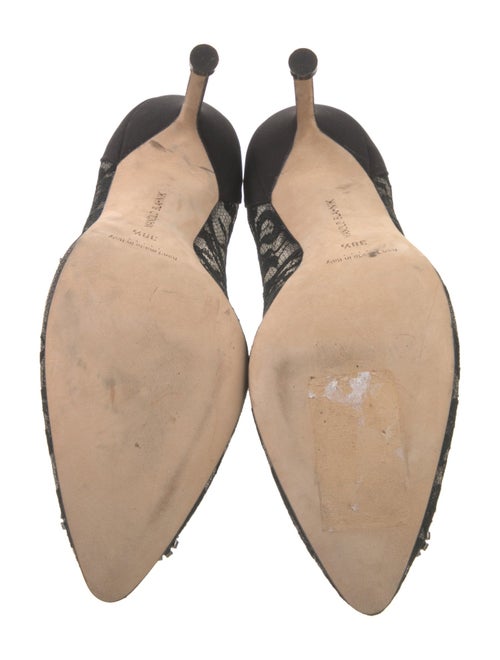 Manolo Blahnik Lace Lace Pattern Pumps