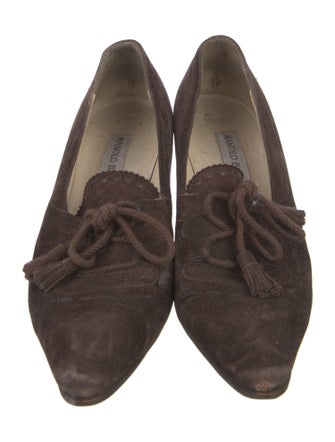 Manolo Blahnik Suede Bow Accents Pumps
