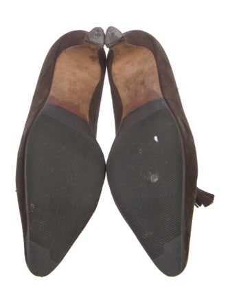 Manolo Blahnik Suede Bow Accents Pumps
