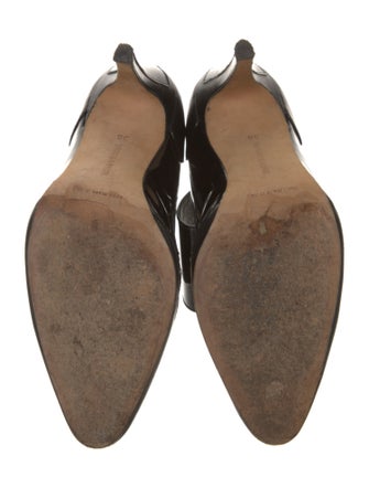 Manolo Blahnik Leather Pumps