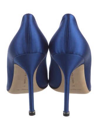 Manolo Blahnik Satin Crystal Embellishments Pumps