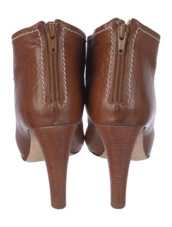 Manolo Blahnik Leather Lace-Up Boots