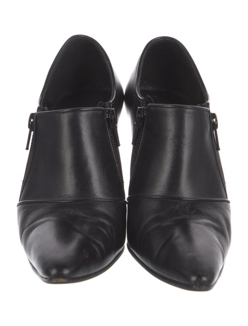 Manolo Blahnik Leather Pumps