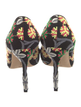 Manolo Blahnik Floral Print Embroidered Accent Pumps